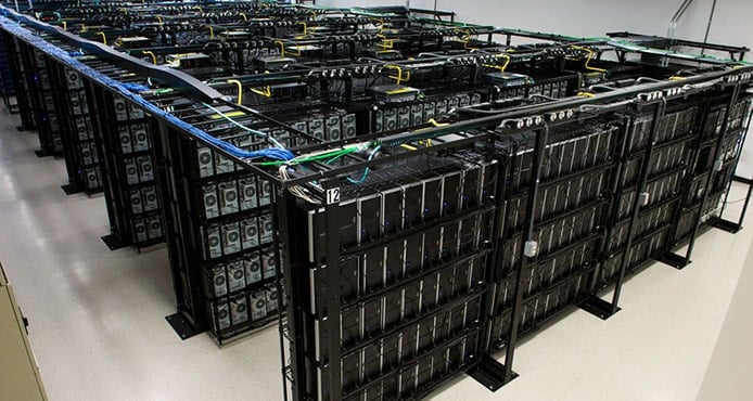Image of Liquid Web servers and datacenter Image of Liquid Web servers and datacenter