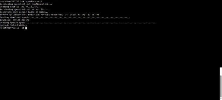 Terminal output showing results of a speed test command with 900.88 Mbps download and 500.86 Mbps upload speeds.