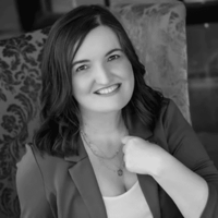 Kristin Falkner headshot