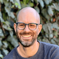 Ronen Hirsch headshot