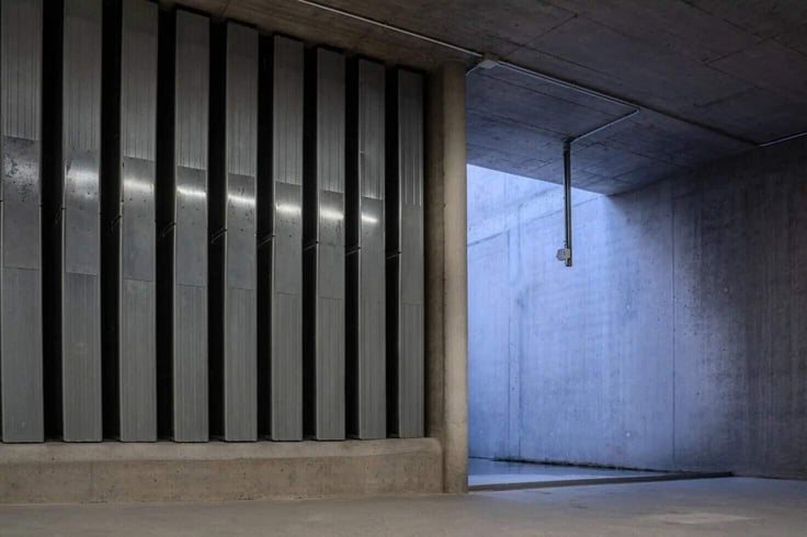 A soundproof wall for the apartment residents aboveground. (Source: Infomaniak) A soundproof wall for the apartment residents aboveground. (Source: Infomaniak)
