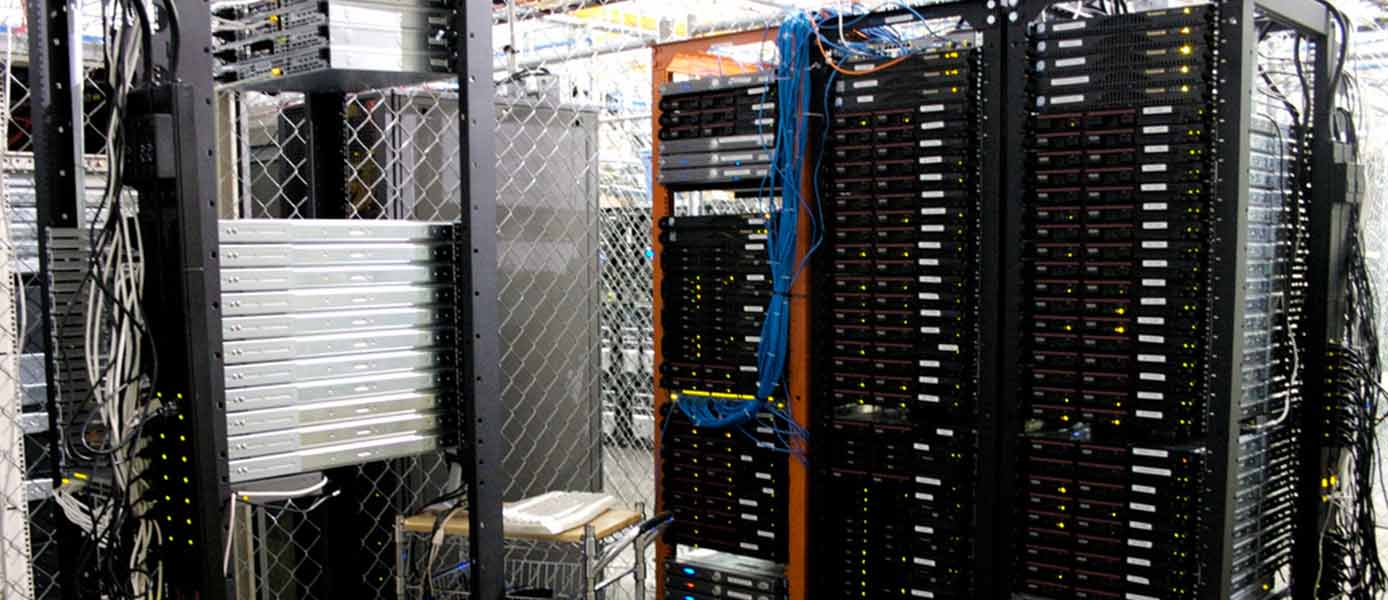 Image of servers in a datacenter Image of servers in a datacenter